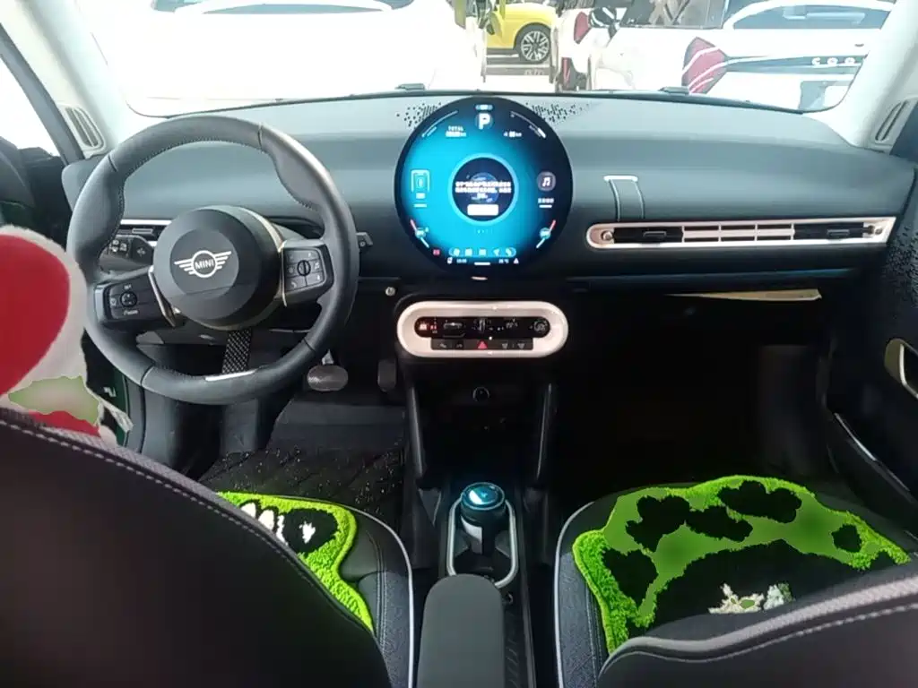 MINI MINI COOPER EV — миниатюра 6