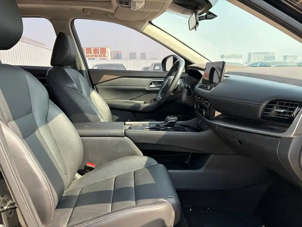 Nissan X-Trail — миниатюра 13