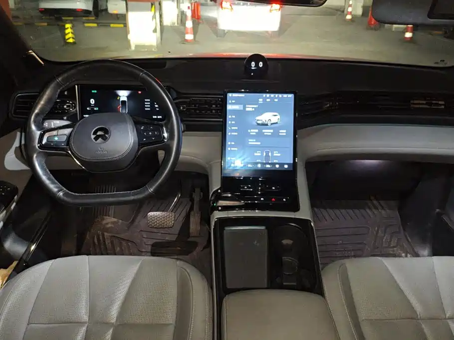 NIO ES8 — миниатюра 12