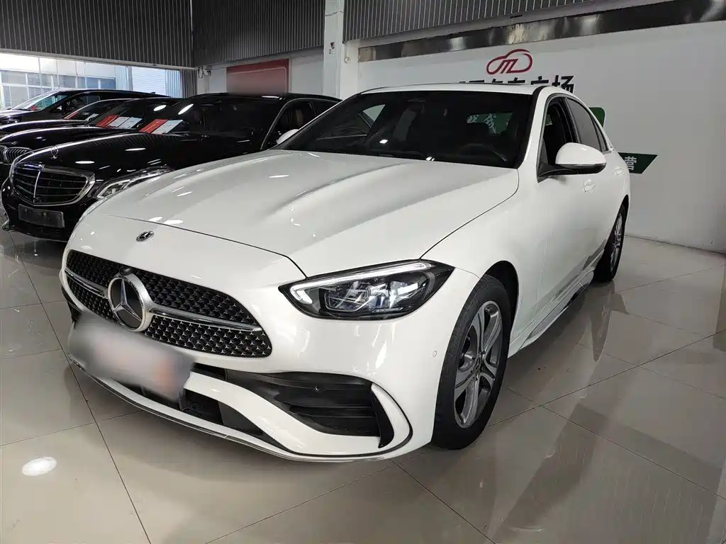 Mercedes-Benz C-Class 2022