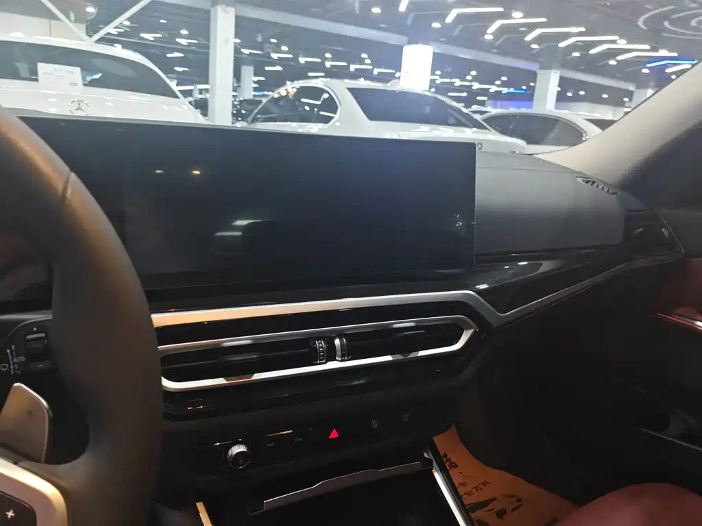BMW 3 Series — миниатюра 7