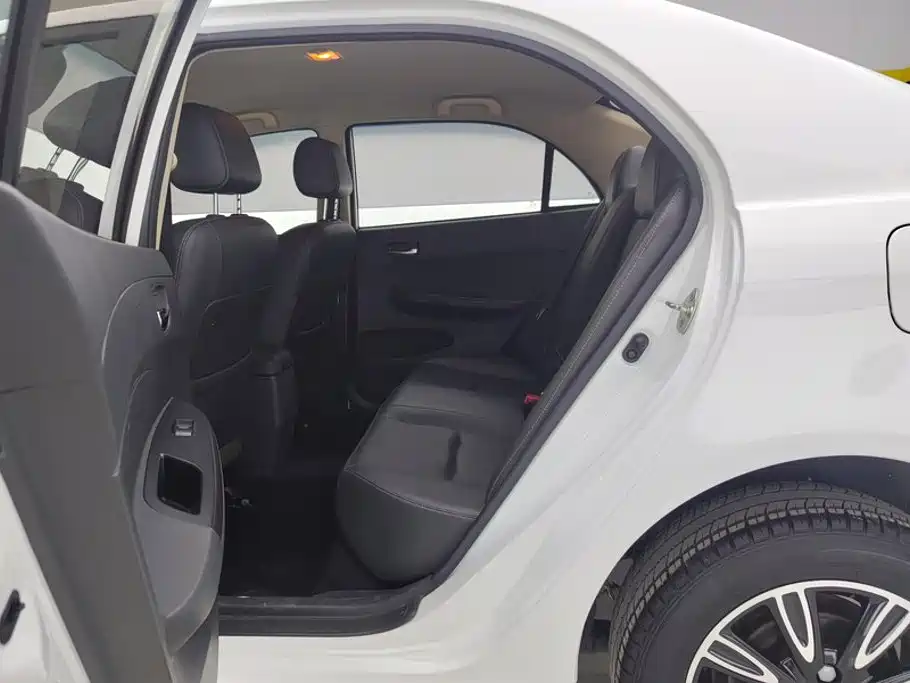 BYD F3 — миниатюра 11