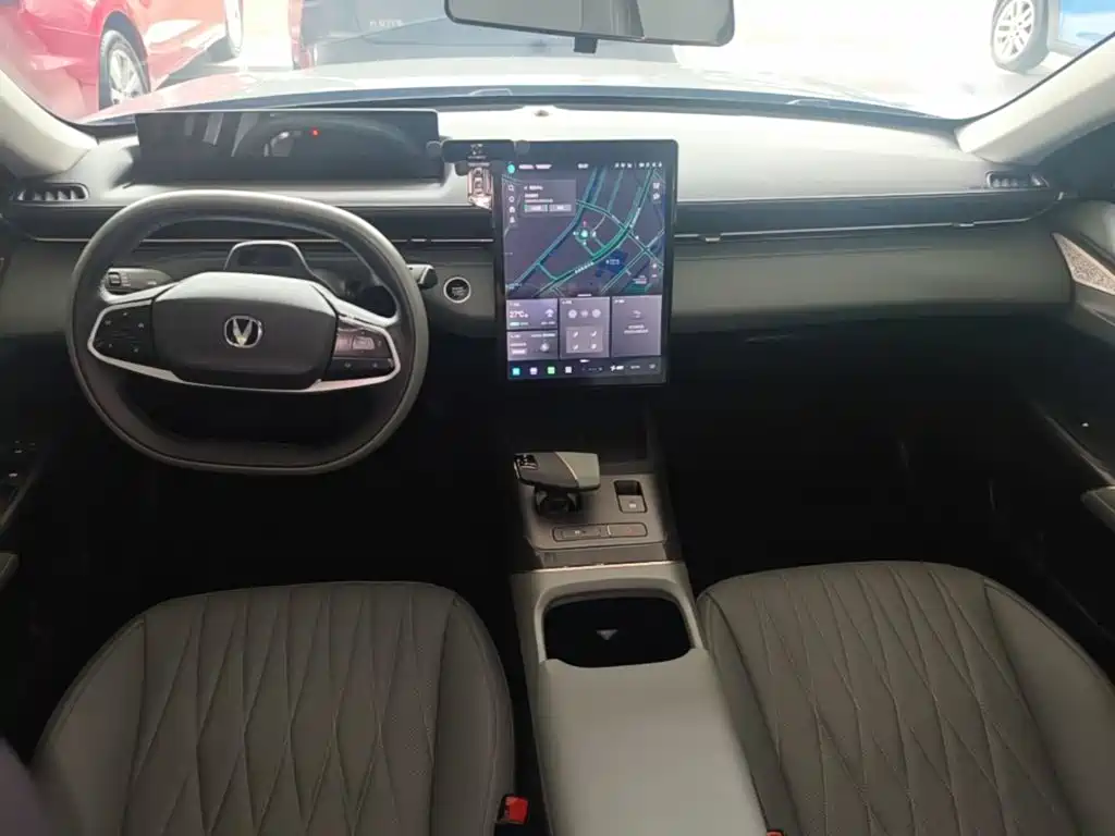 Changan Yida — миниатюра 10
