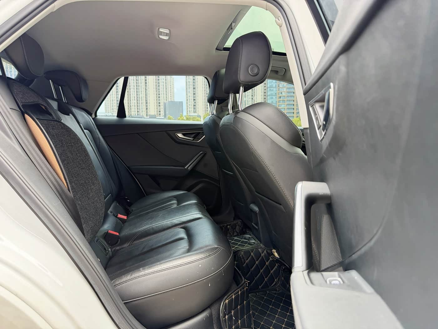 Audi Q2L 1.4 л 2022 г. Белый, пробег 50000 км
