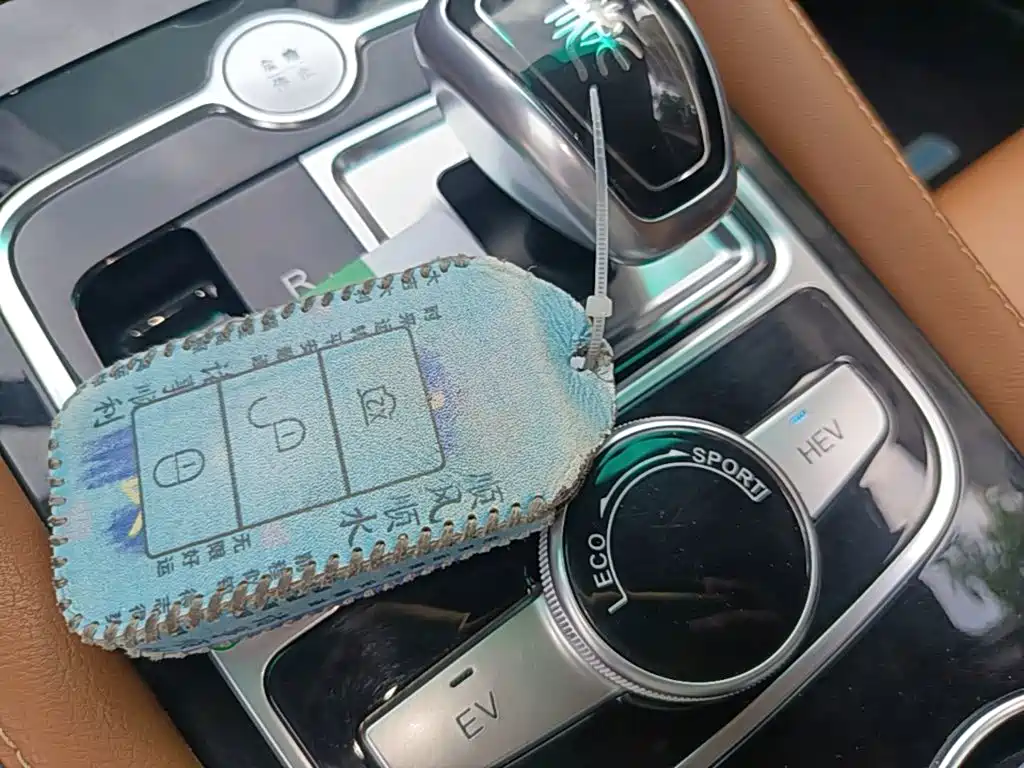 BYD Qin NEV — миниатюра 9