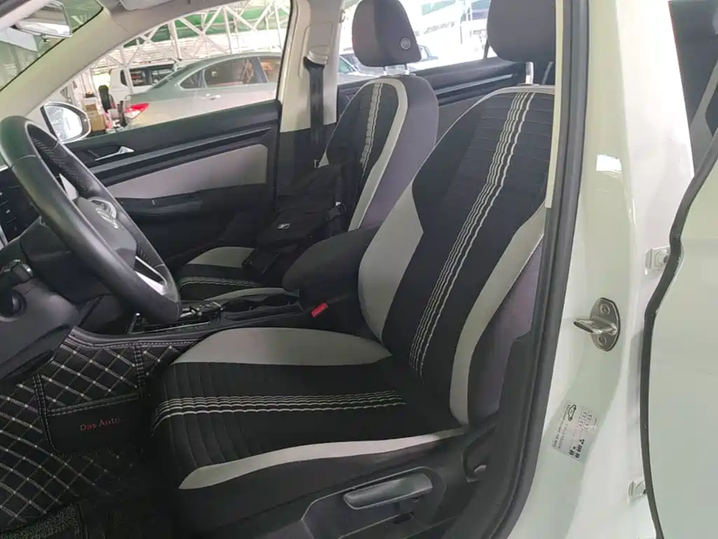 Volkswagen Bora — миниатюра 15
