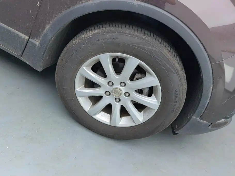 Buick Envision Plus — миниатюра 6
