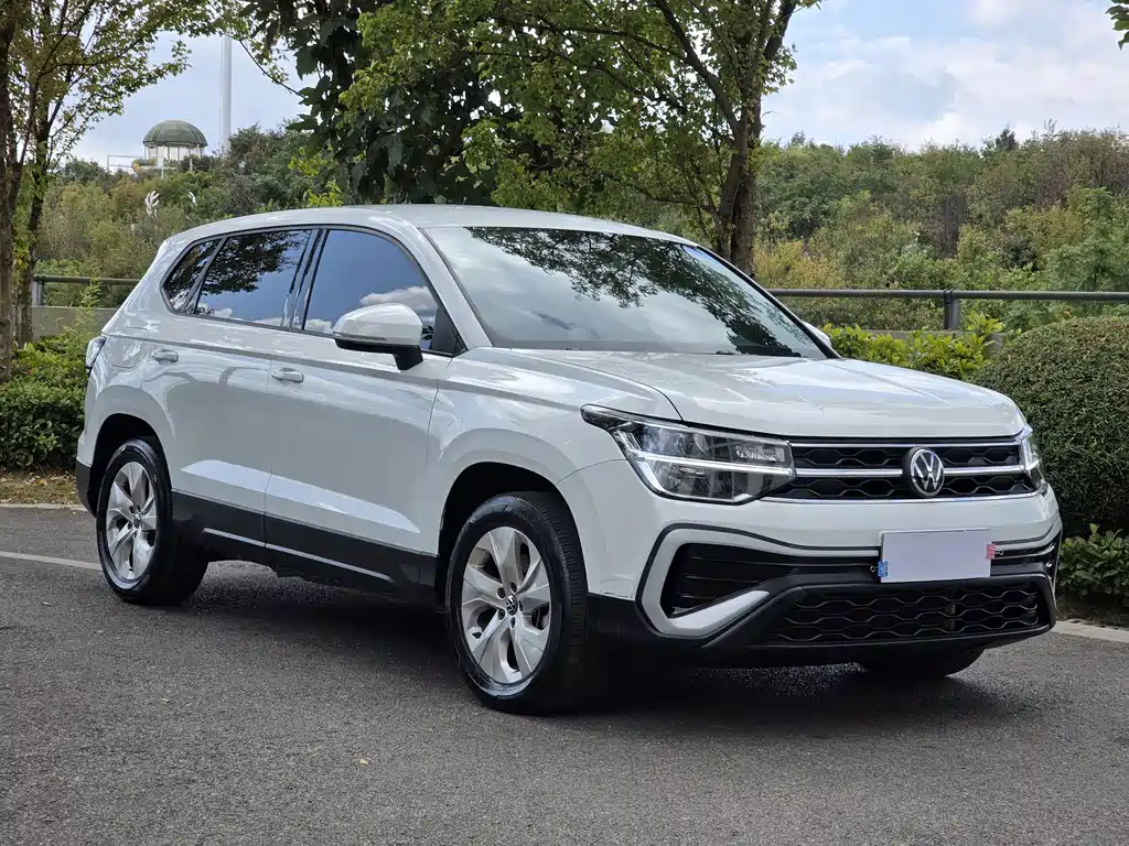 Volkswagen Tharu — миниатюра 3