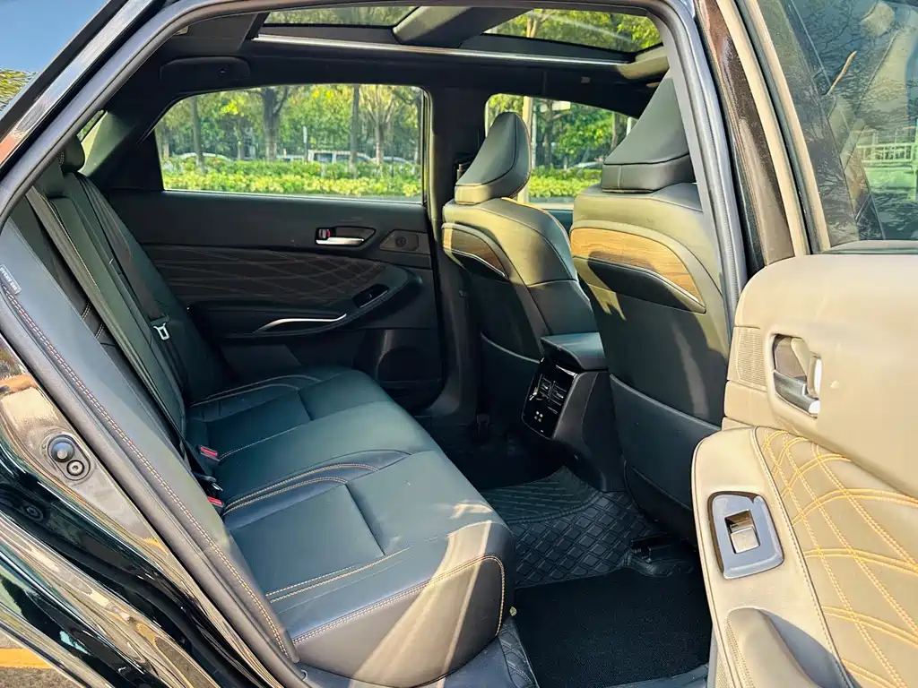 Toyota Avalon — миниатюра 20