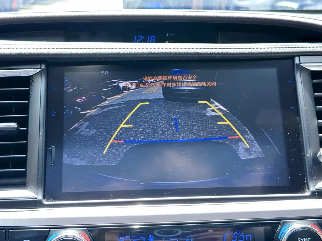 Toyota Highlander — миниатюра 17