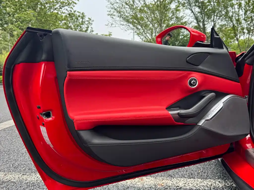 Ferrari Portofino — миниатюра 15