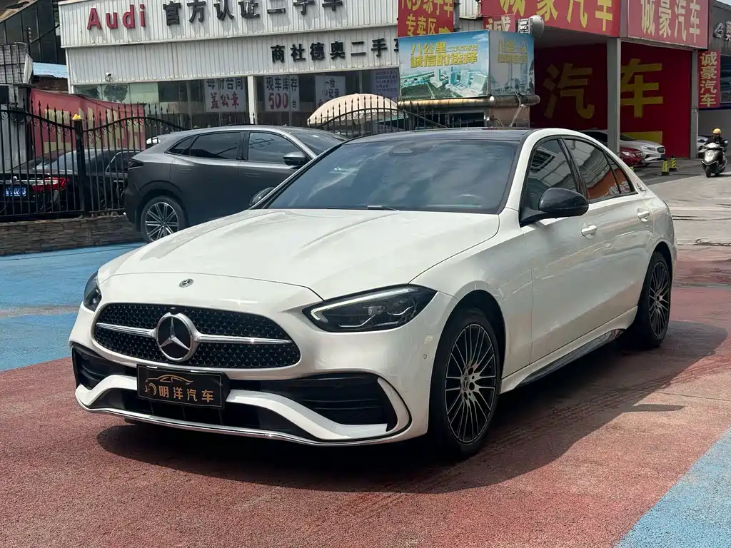 Mercedes-Benz C-Class 2022
