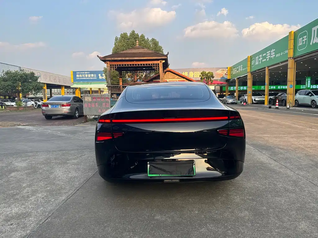 XPeng P7 — миниатюра 8