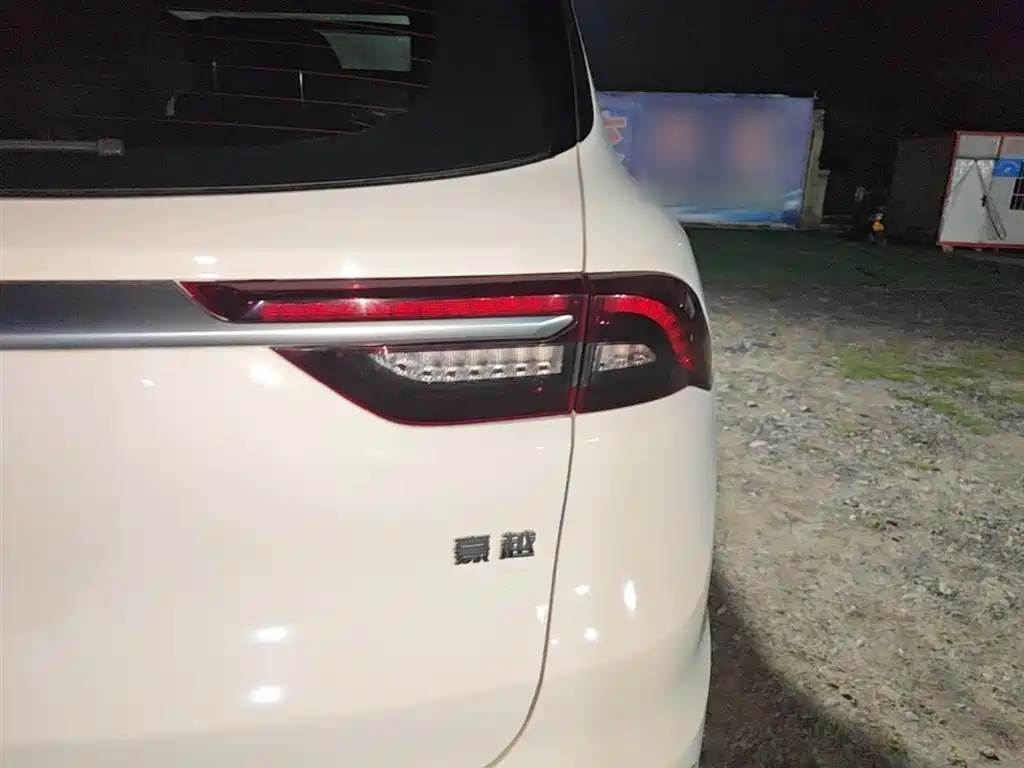 Geely Haoyue 2020 1.8TD DCT Luxury 7 мест