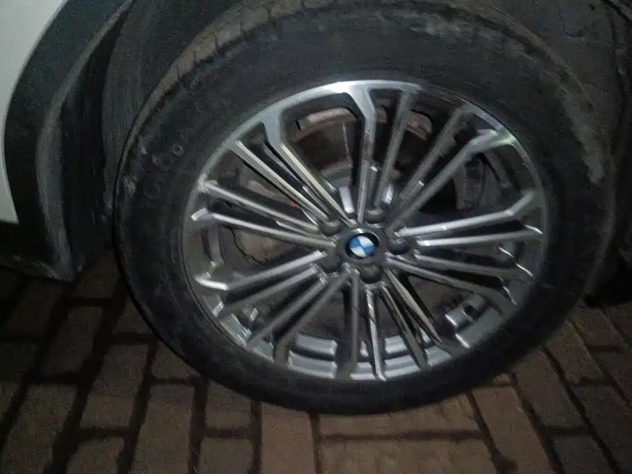 BMW X3 — миниатюра 6