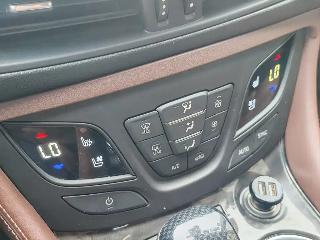 Buick Envision Plus — миниатюра 17