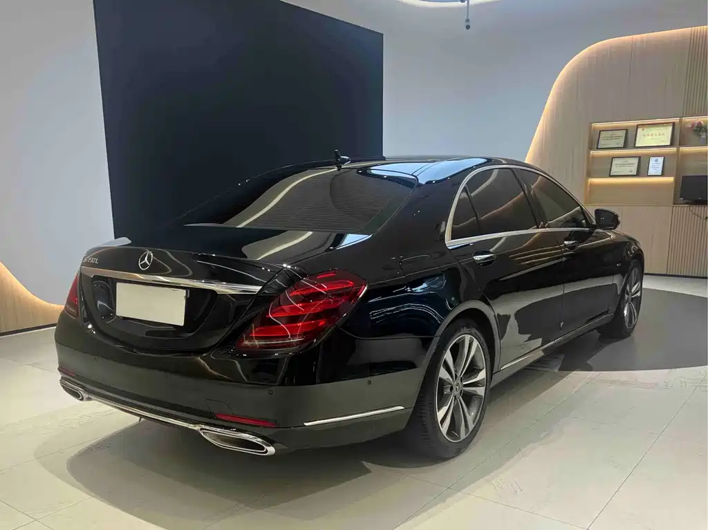 Mercedes-Benz S-Class — миниатюра 4