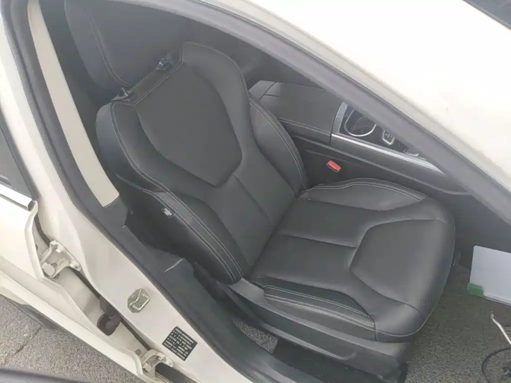 Ford Ведущий EV — миниатюра 25