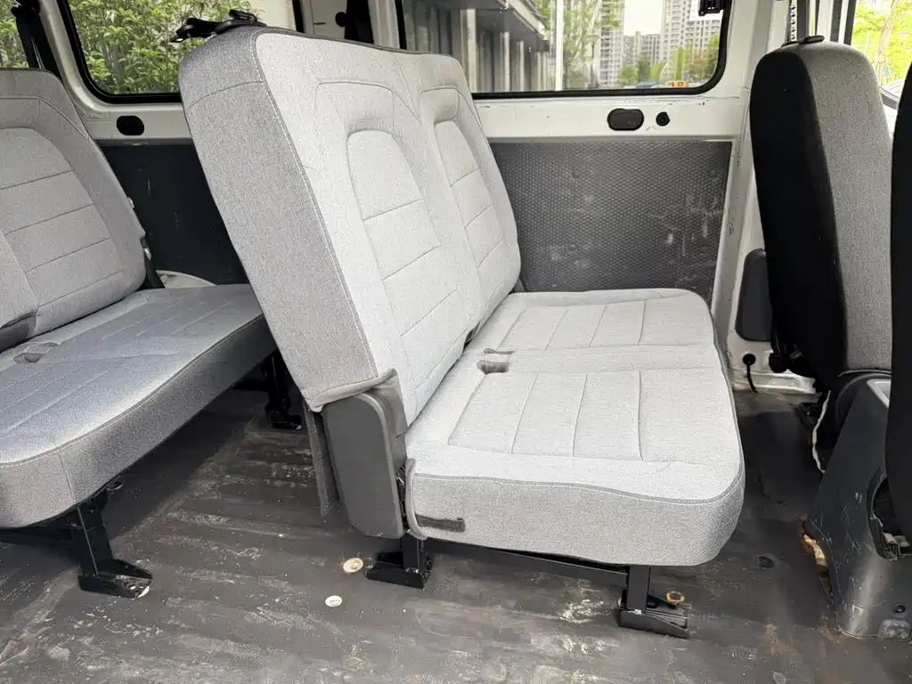 Wuling Yangguang — миниатюра 6