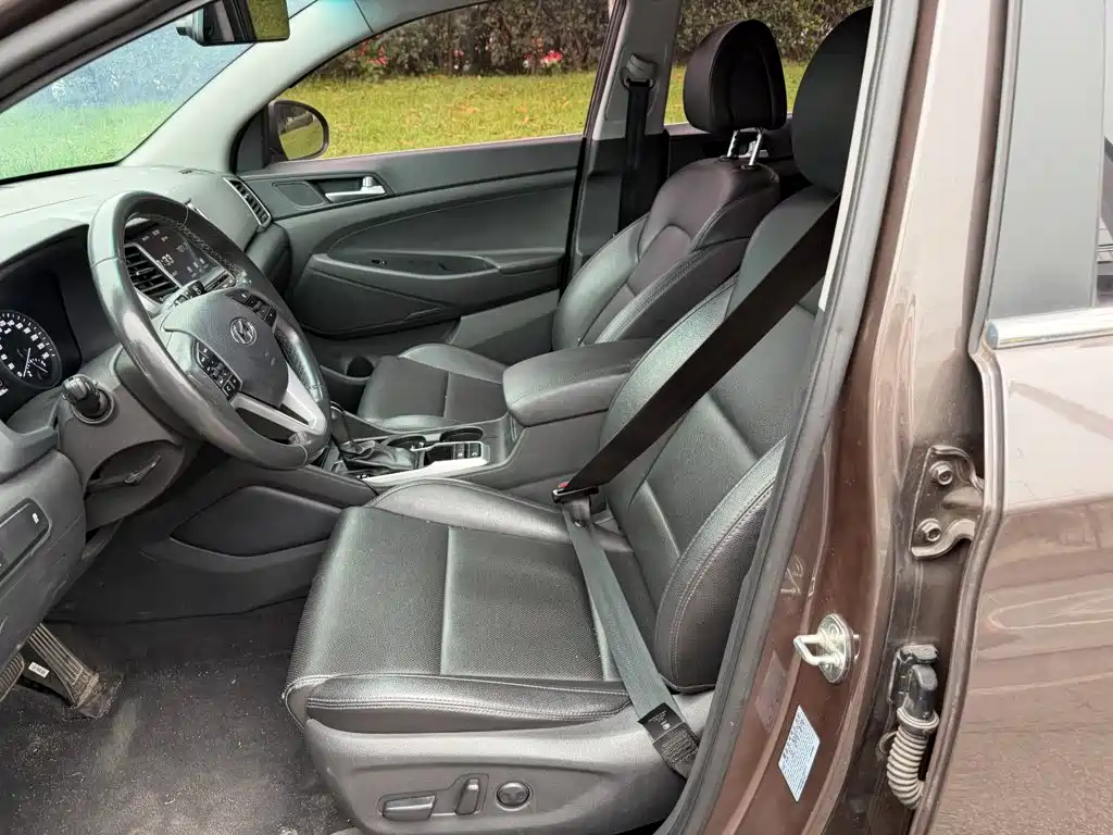 Hyundai Tucson — миниатюра 8