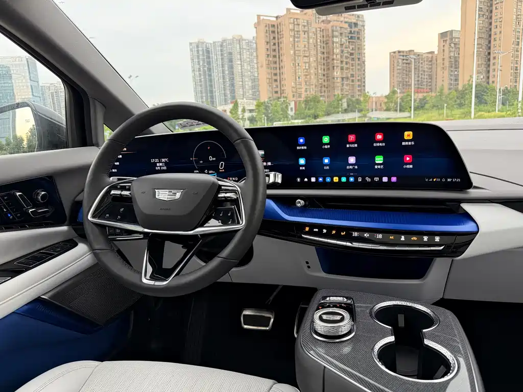 Cadillac IQ — миниатюра 5
