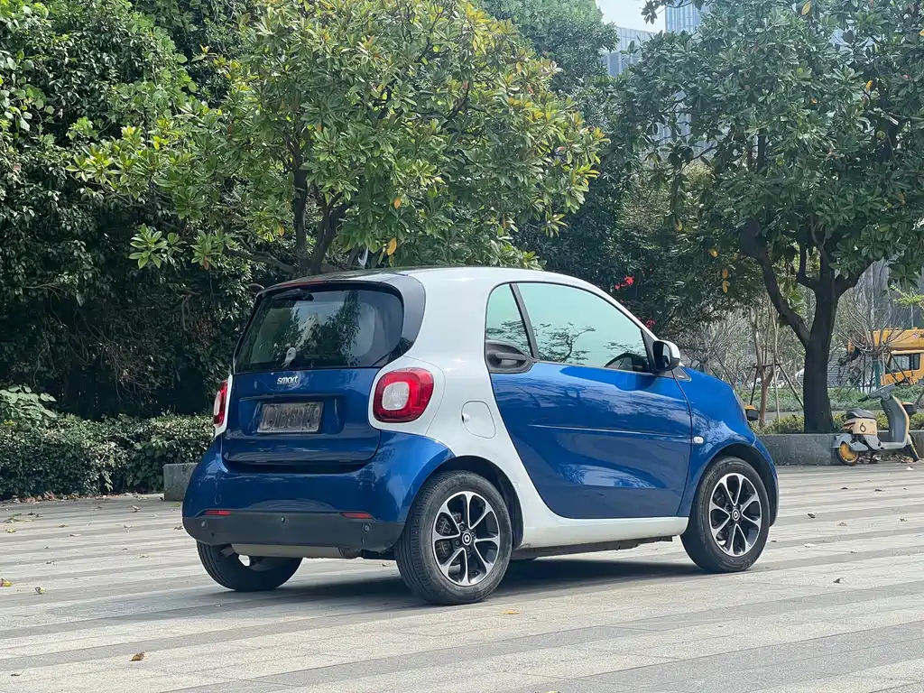 smart Smart Fortwo — миниатюра 5