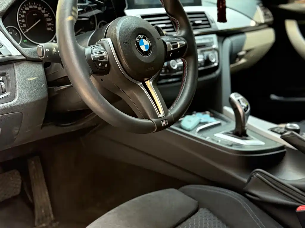 BMW 3 Series — миниатюра 7