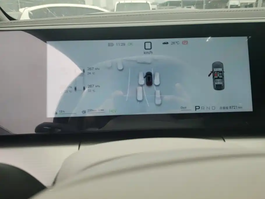BYD Song Ultra — миниатюра 14