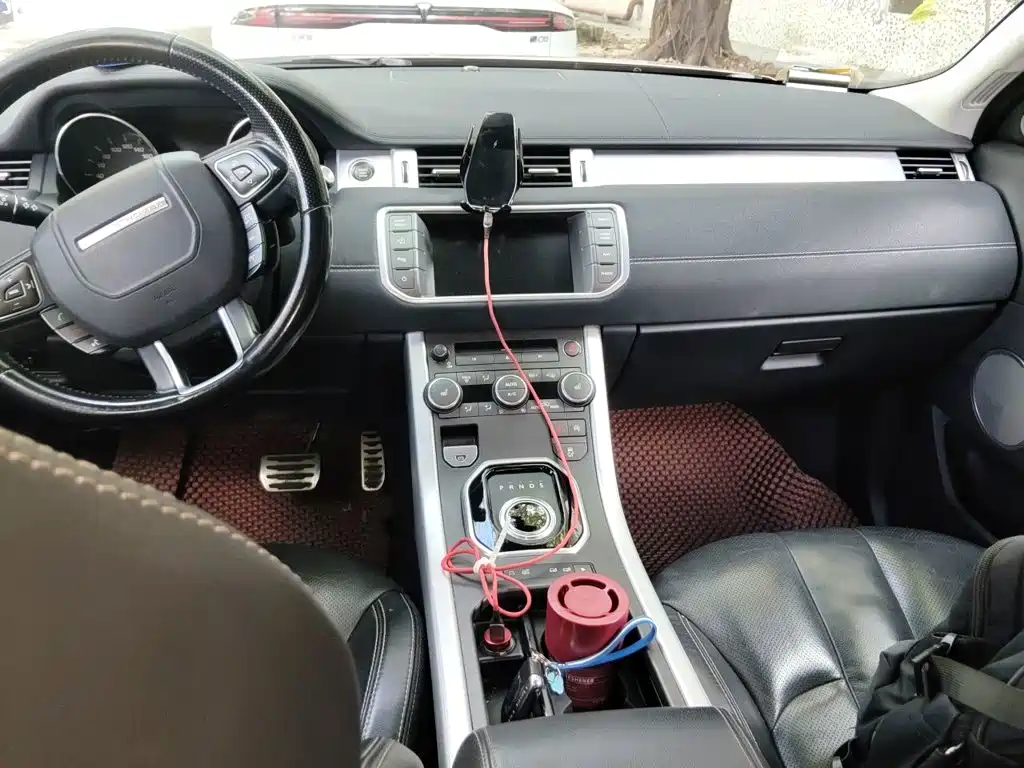 Land Rover Evoque (Import) — миниатюра 10