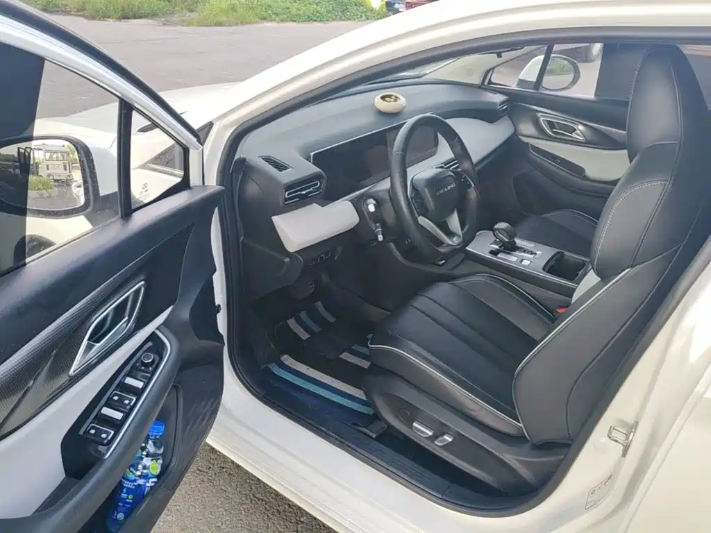 BAIC EU5 Plus — миниатюра 16