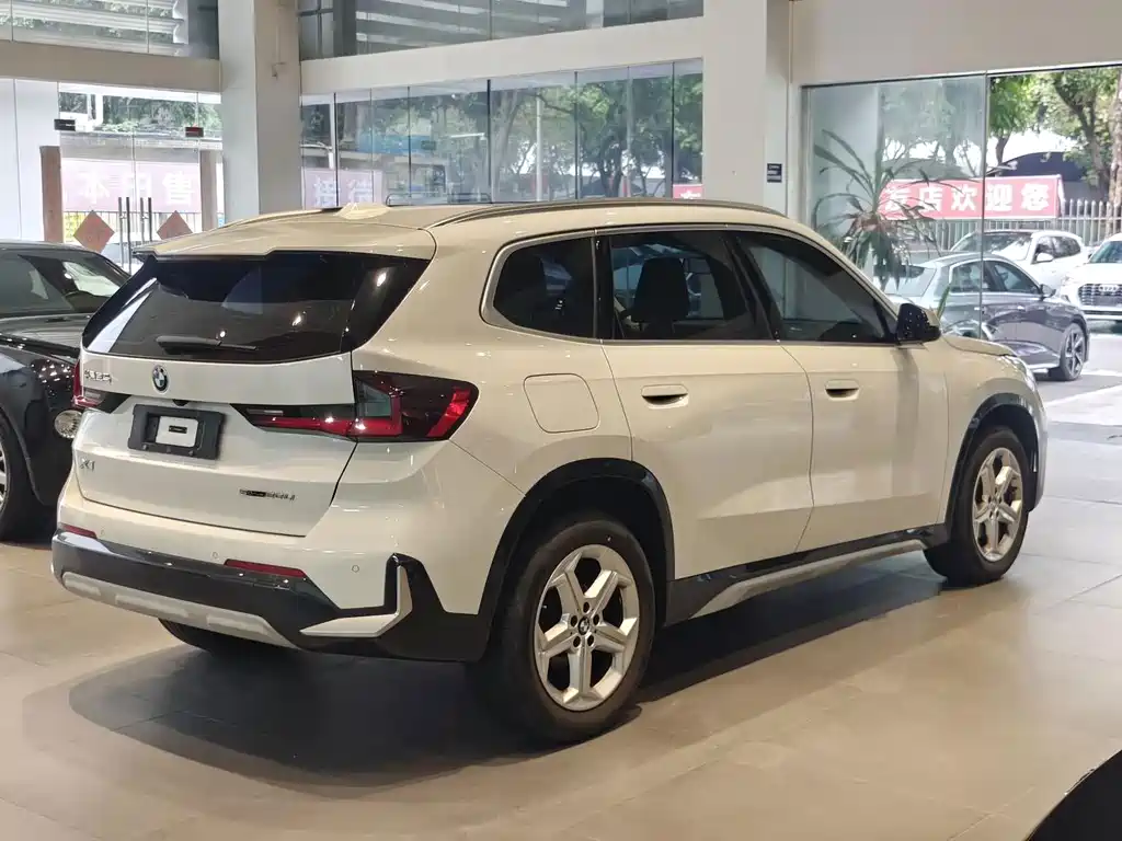 BMW X1 — миниатюра 4