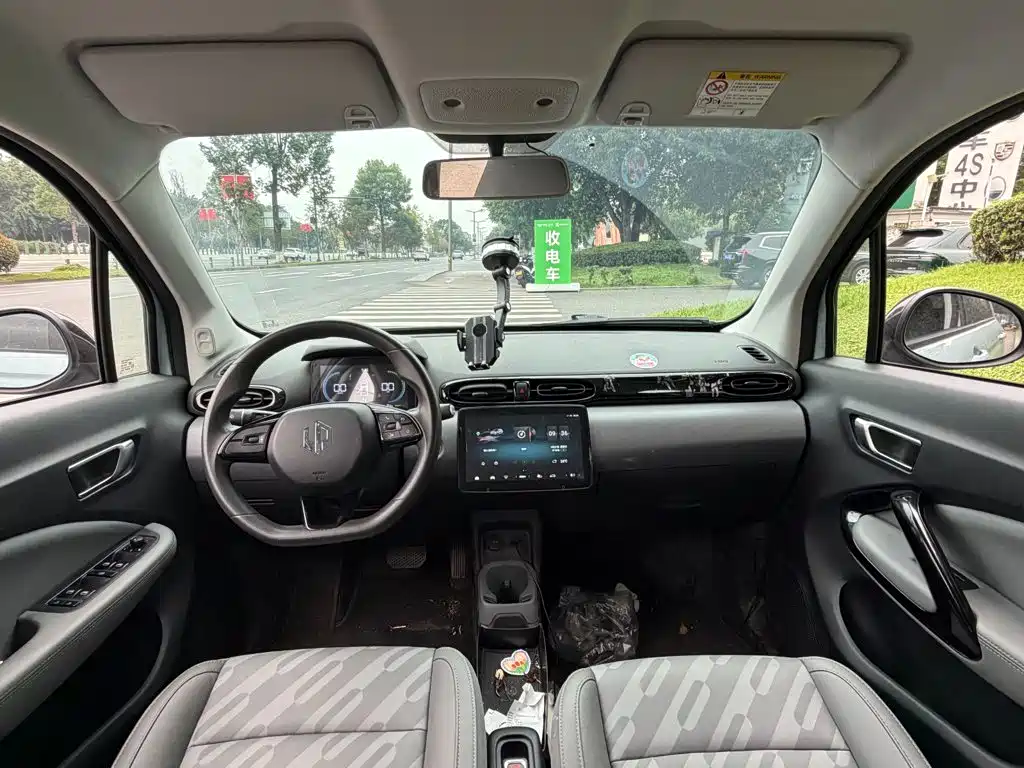 Leapmotor Leapmotor T03 — миниатюра 13