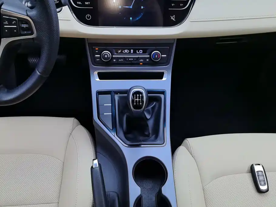 Geely Emgrand — миниатюра 16
