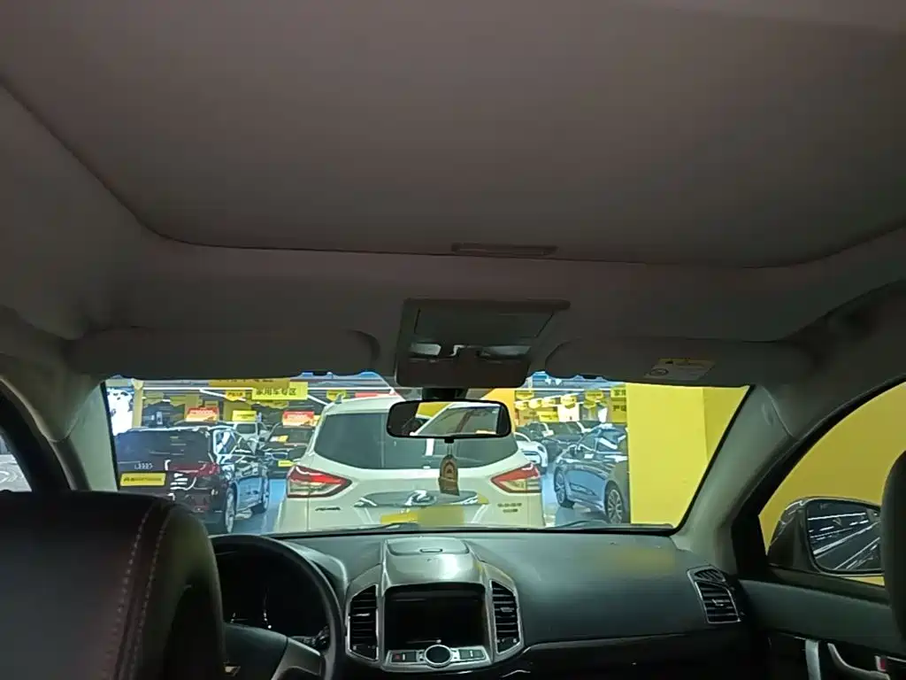 Chevrolet Captiva — миниатюра 18