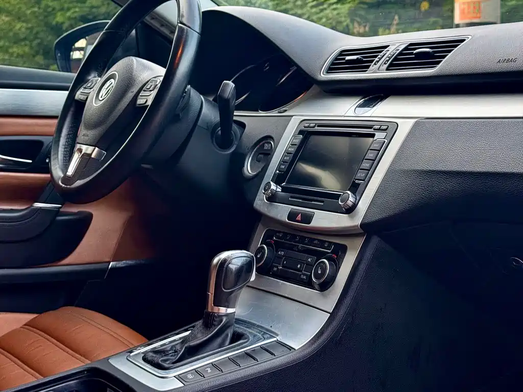 Volkswagen CC — миниатюра 7