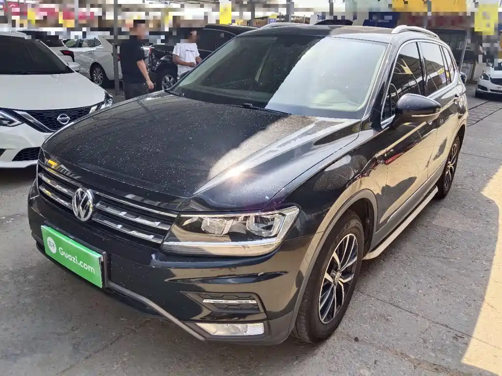 Volkswagen Tiguan L — миниатюра 2