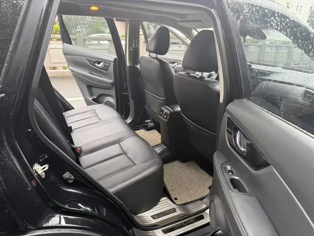 Nissan X-Trail — миниатюра 9