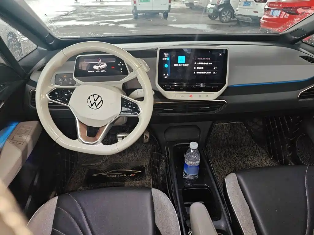 Volkswagen ID.3 — миниатюра 5