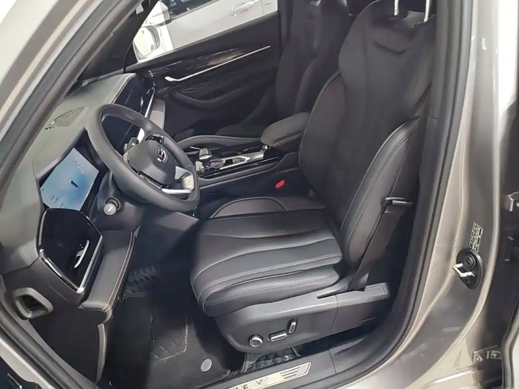 Geely Xingyue L — миниатюра 15