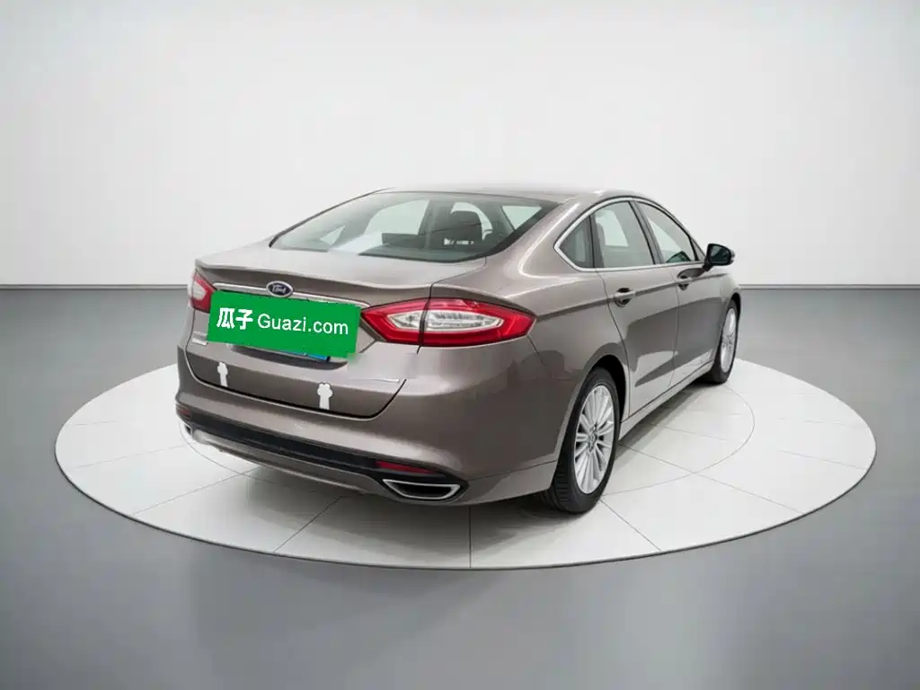 Ford Mondeo — миниатюра 6