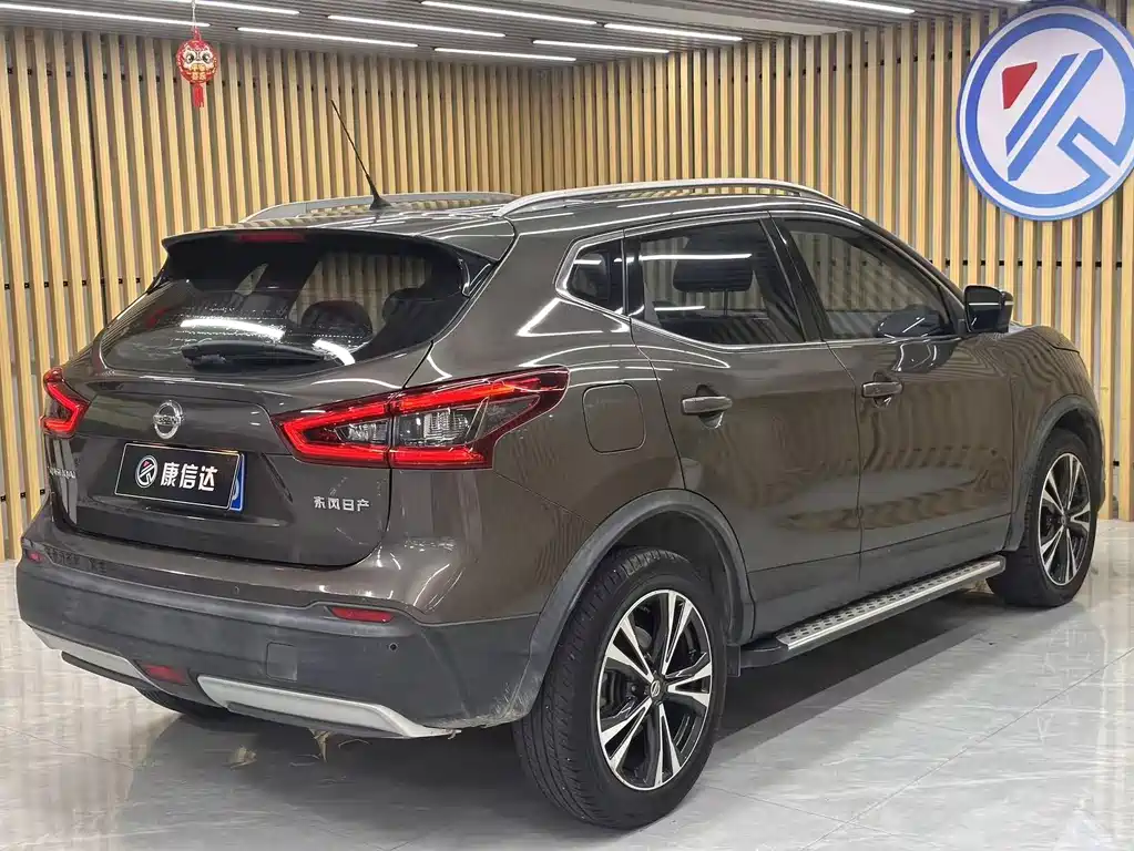 Nissan Qashqai — миниатюра 10