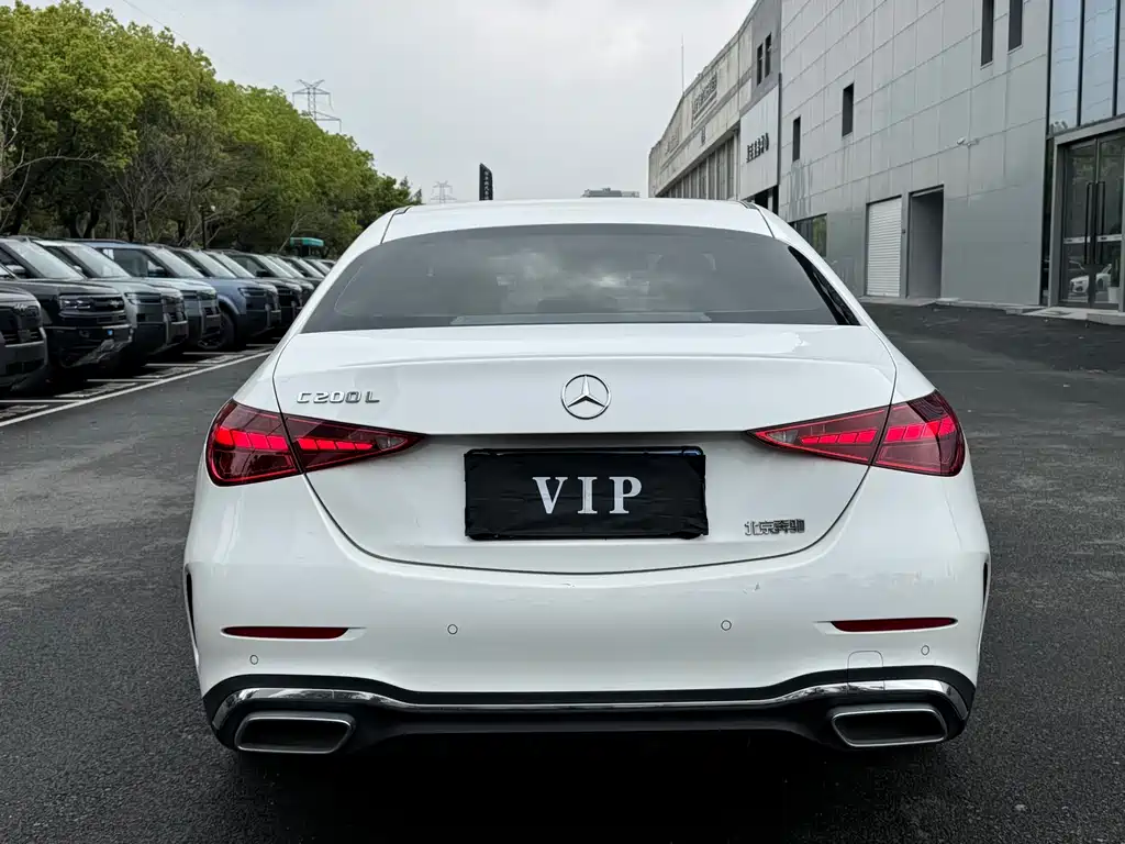 Mercedes-Benz C-Class — миниатюра 14