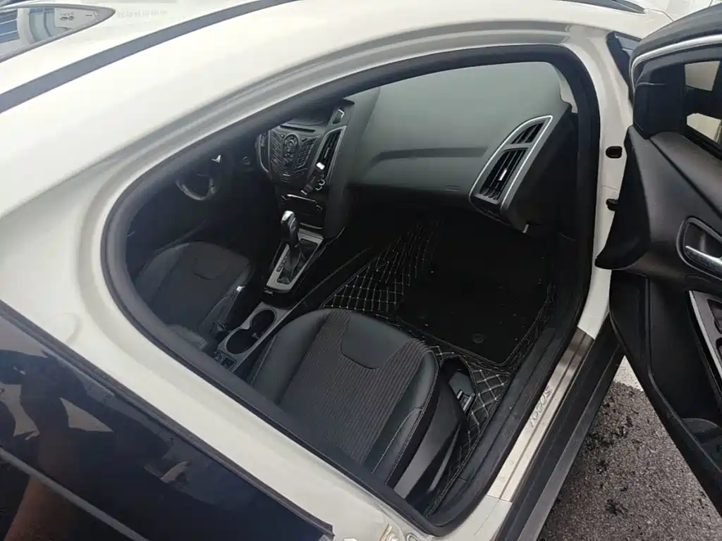 Ford Focus — миниатюра 9