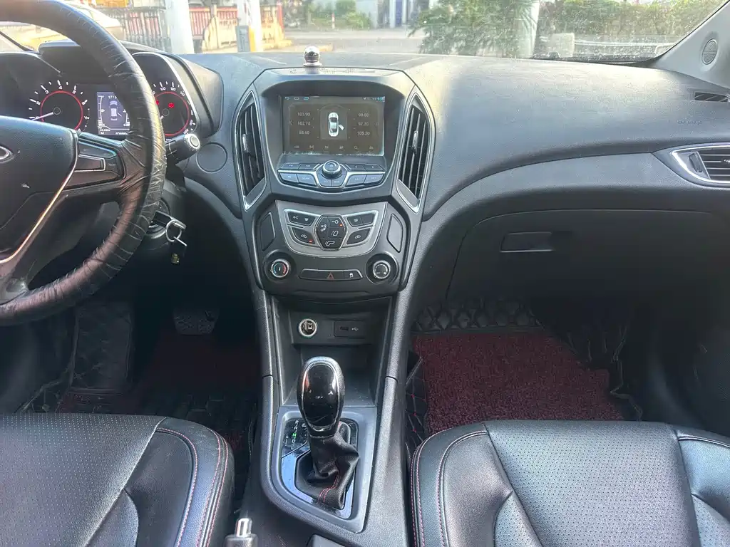 Chery Arrizo 5 — миниатюра 18