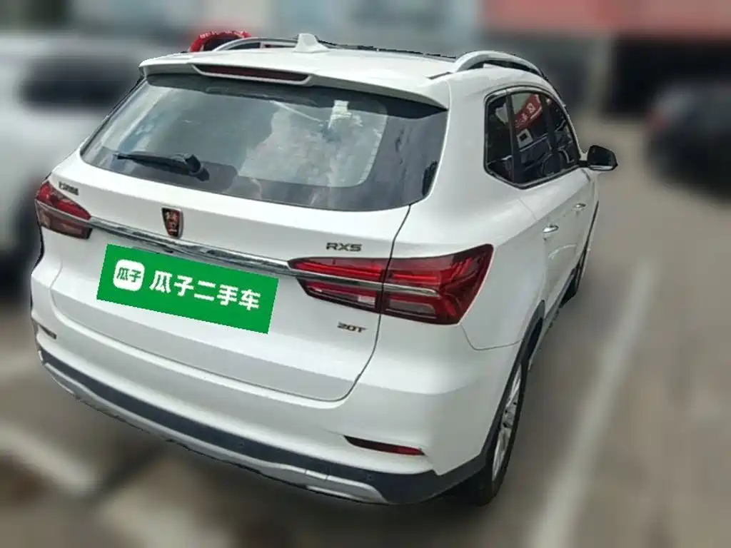 Roewe RX5 — миниатюра 10