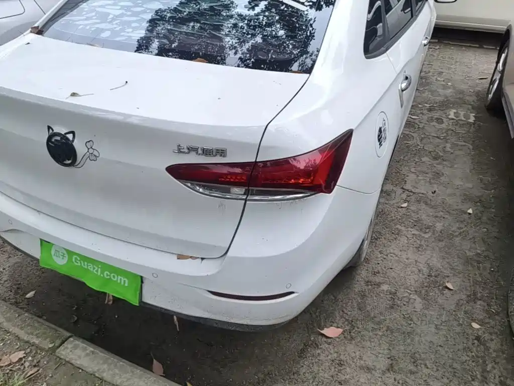 Buick Excelle — миниатюра 8