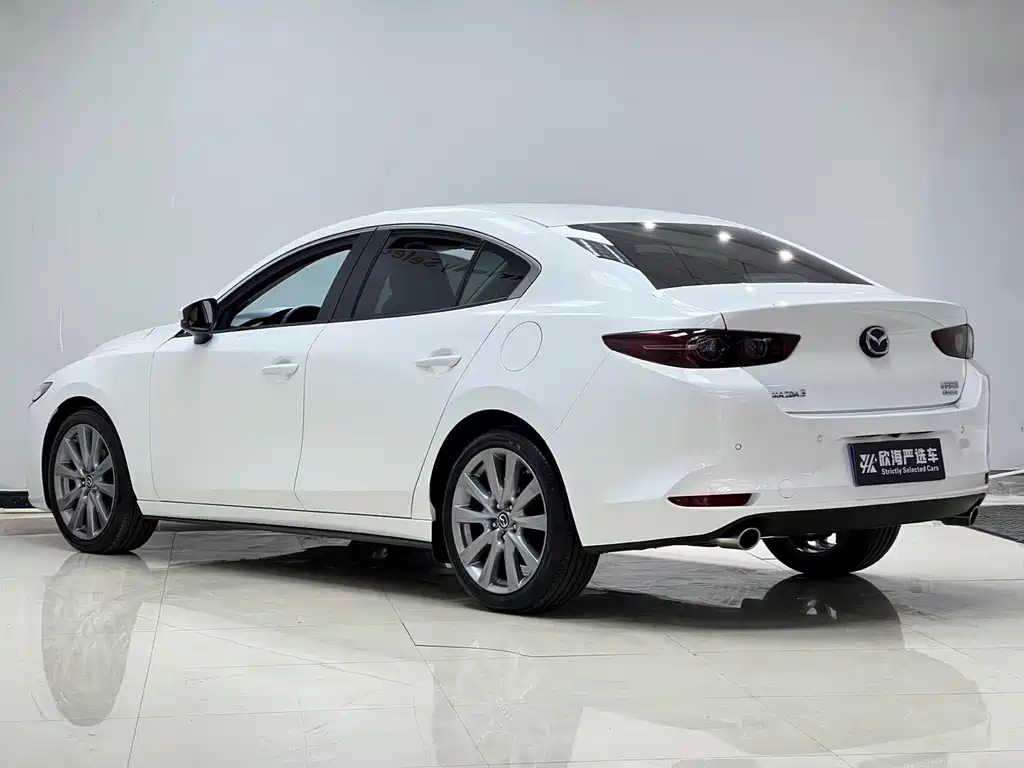 Mazda 3 Axela — миниатюра 6