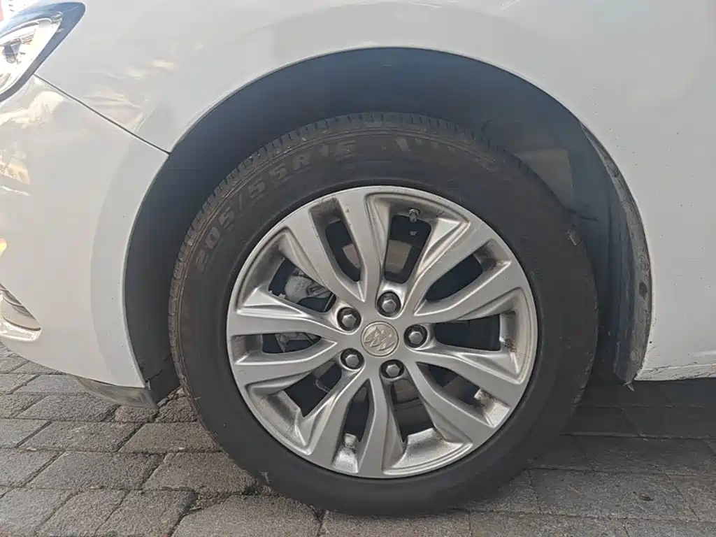 Buick Excelle — миниатюра 23