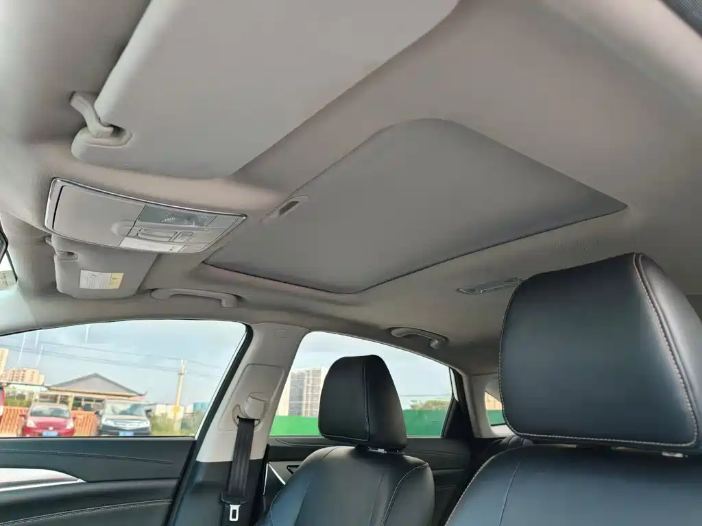 Changan Eado — миниатюра 7