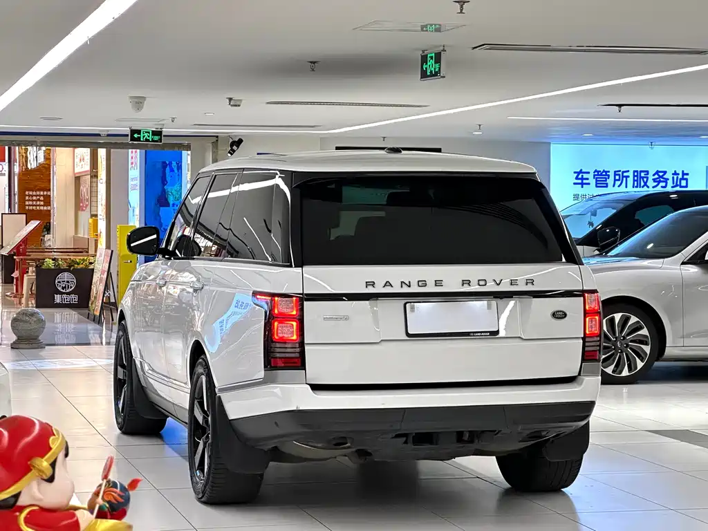 Land Rover Range Rover — миниатюра 5